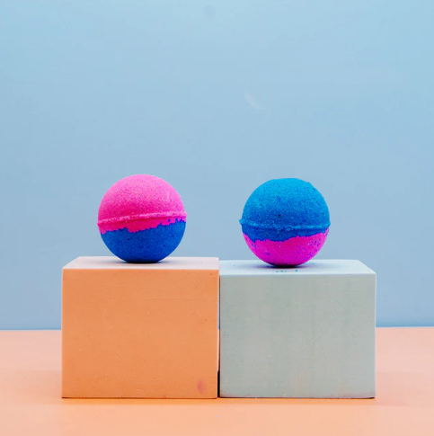 Bubblegum Bath Bomb